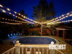 Дом 600м², 3-этажный, посуточно,