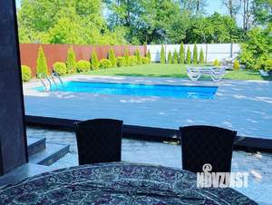 Дом 150м², 2-этажный, посуточно,