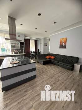 Дом 250м², 2-этажный, посуточно,