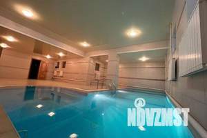 Дом 600м², 3-этажный, посуточно,