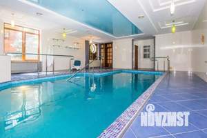 Дом 700м², 2-этажный, посуточно,