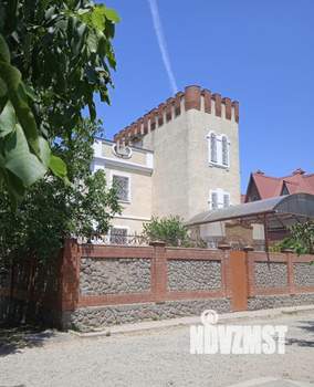 Дом 600м², 2-этажный, посуточно,