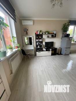 Дом 98м², 2-этажный, на длительный срок,