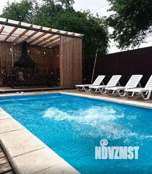 Дом 200м², 2-этажный, посуточно,