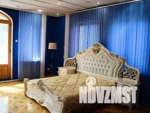 Дом 600м², 2-этажный, посуточно,