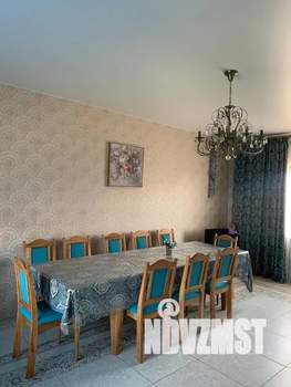 Дом 240м², 2-этажный, посуточно,