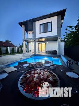 Дом 240м², 2-этажный, посуточно,