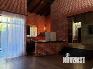 Дом 250м², 3-этажный, посуточно,