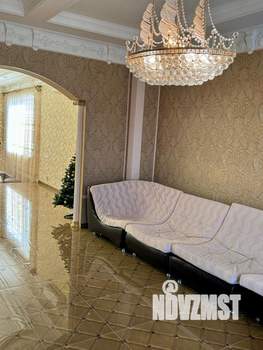 Дом 300м², 2-этажный, посуточно,