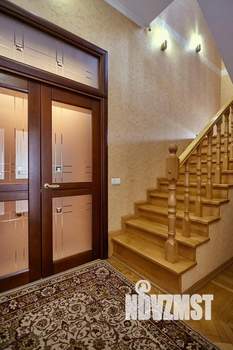 Дом 420м², 2-этажный, на длительный срок,