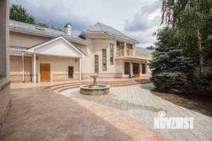 Дом 700м², 2-этажный, посуточно,