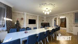 Дом 455м², 3-этажный, посуточно,