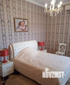 Дом 600м², 2-этажный, посуточно,