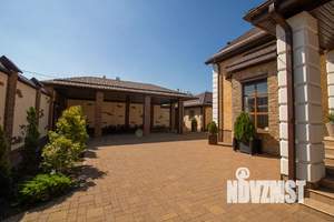 Дом 250м², 2-этажный, посуточно,