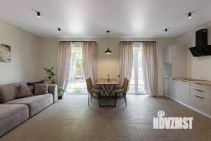 Дом 99м², 2-этажный, на длительный срок,