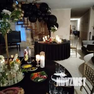 Дом 700м², 2-этажный, посуточно,