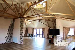 Дом 550м², 3-этажный, посуточно,