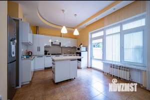 Дом 130м², 2-этажный, на длительный срок,