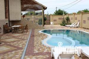 Дом 550м², 3-этажный, посуточно,