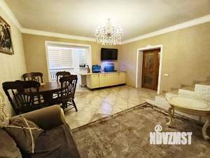 Дом 235м², 2-этажный, на длительный срок,