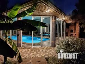 Дом 200м², 2-этажный, посуточно,