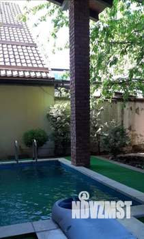 Дом 250м², 2-этажный, посуточно,