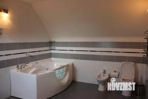 Дом 300м², 2-этажный, посуточно,