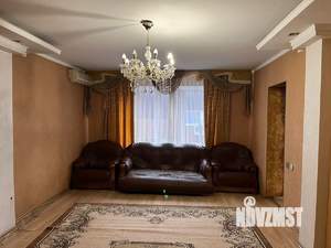 Дом 267м², 2-этажный, на длительный срок,