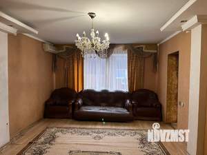 Дом 267м², 2-этажный, на длительный срок,