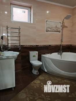 Таунхаус 100м², 3-этажный, на длительный срок,