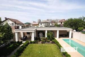 Дом 404м², 2-этажный, посуточно,