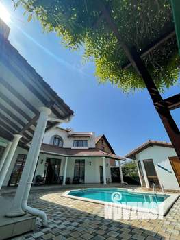 Дом 400м², 2-этажный, на длительный срок,