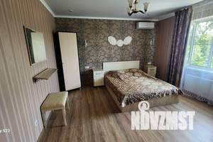 Дом 300м², 2-этажный, посуточно,