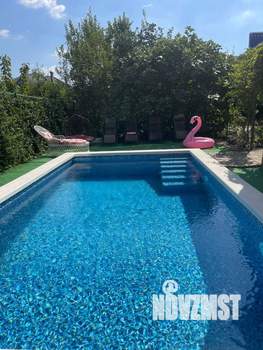 Дом 320м², 2-этажный, посуточно,