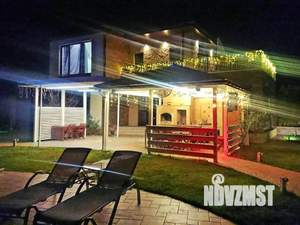 Дом 140м², 2-этажный, посуточно,