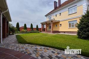 Дом 480м², 3-этажный, на длительный срок,