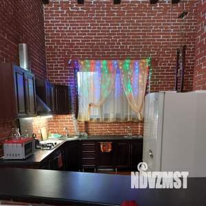 Дом 250м², 2-этажный, посуточно,