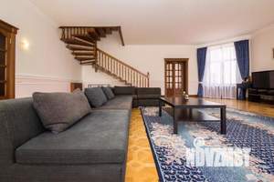 Дом 500м², 2-этажный, посуточно,