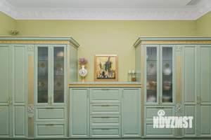 Дом 833м², 2-этажный, участок 10 сот.