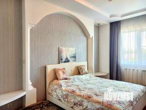 Дом 287м², 3-этажный, участок 4 сот.