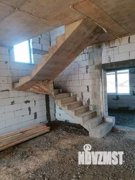 Дом 165м², 2-этажный, участок 4 сот.