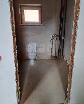 Дом 182м², 2-этажный, участок 10 сот.