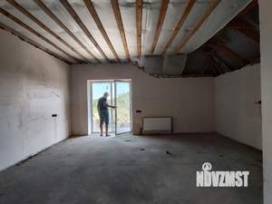 Дом 201м², 2-этажный, участок 5 сот.