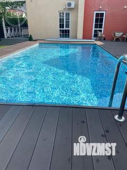 Дом 220м², 2-этажный, участок 6 сот.