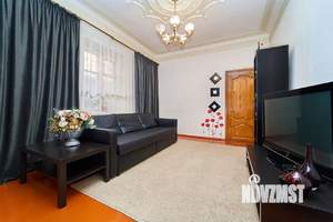 Дом 82м², 2-этажный, участок 3 сот.