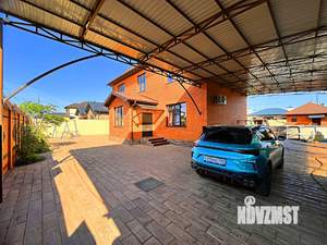 Коттедж 290м², 3-этажный, участок 10 сот.