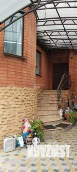 Дом 367м², 3-этажный, участок 12 сот.