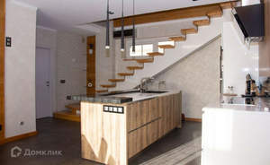 Дом 307м², 2-этажный, участок 8 сот.