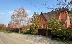 Дом 290м², 3-этажный, участок 8 сот.