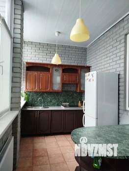 Дом 422м², 2-этажный, участок 8 сот.